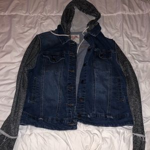 MOSSIMO jean jacket